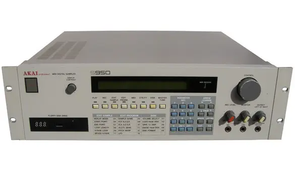 Akai S950 Full RAM